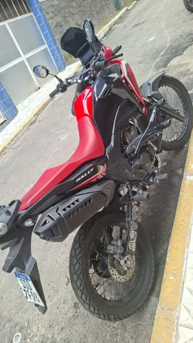 Vendo ou troco por carro sahara rally 2024