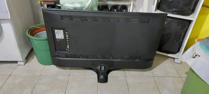 Tv com defeito - Samsung 49MU6100