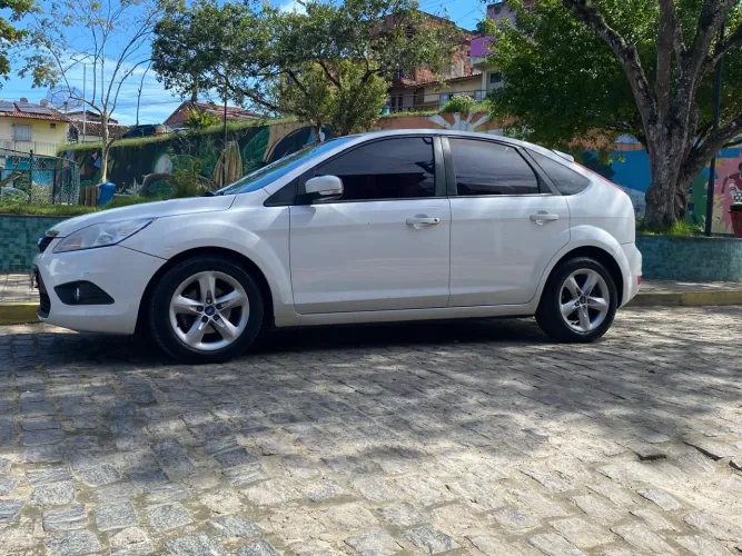 Ford Focus 2.0 16v/se/se Plus Flex 5P Aut. 2013