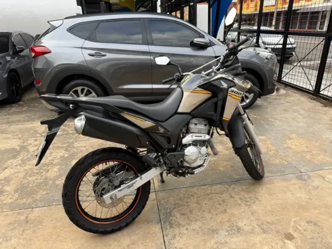 Honda XRE 300 2023
