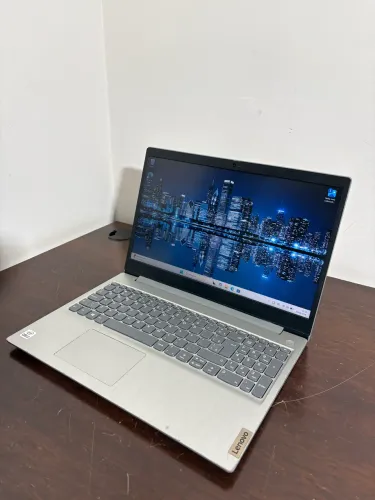 Notebook Lenovo i3 10ª Geração + SSD NVME+ 4GB RAM | Rápido e Revisado