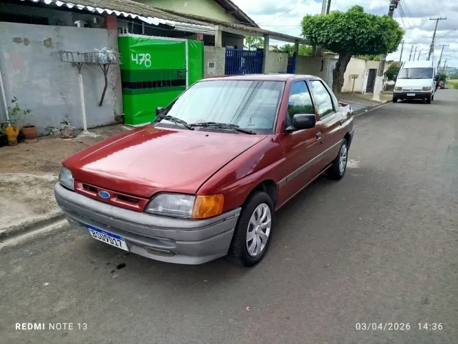 Ford Verona GLX 1.8i / 1.8 4P (álcool) 1994