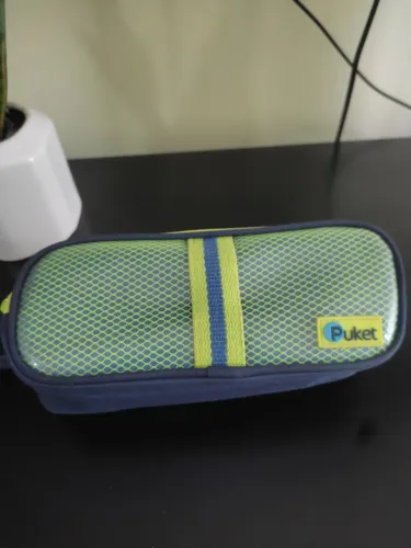 Estojo escolar Puket