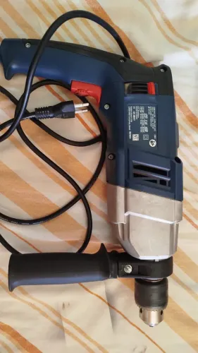 Furadeira Profissional Bosch 870