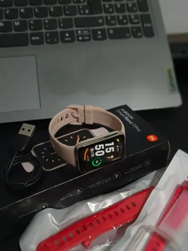 Smartband Xiaomi Smart Band 7 Pro com GPS em perfeito estado