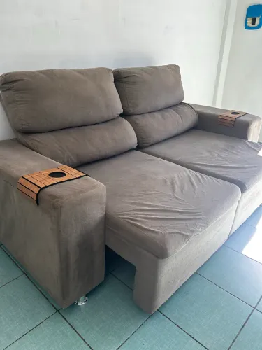 Sofá cinza retrátil e reclinável entrego