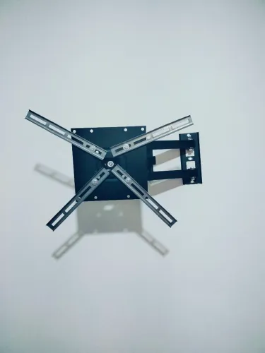Suporte De TV universal - Articulado de 14 a 58 Polegadas, braço longo cor preta.
