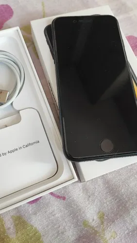 iPhone SE 3° Geração novo 128gb