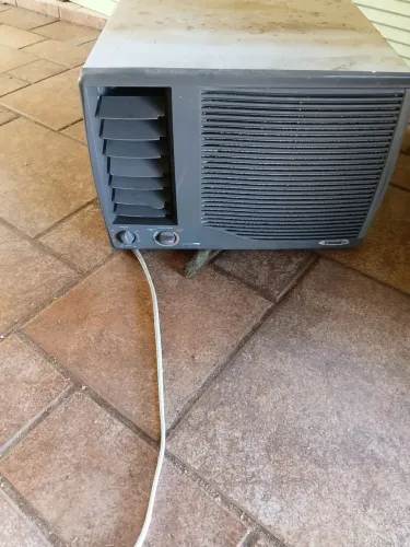 Ar condicionado antigo