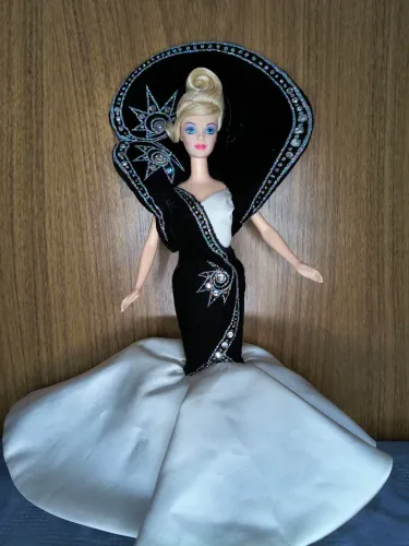 Barbie Jewel Essence Diamond Dazzle