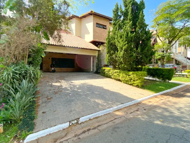 Casa com preço de Oportunidade à venda no Alphaville 09!