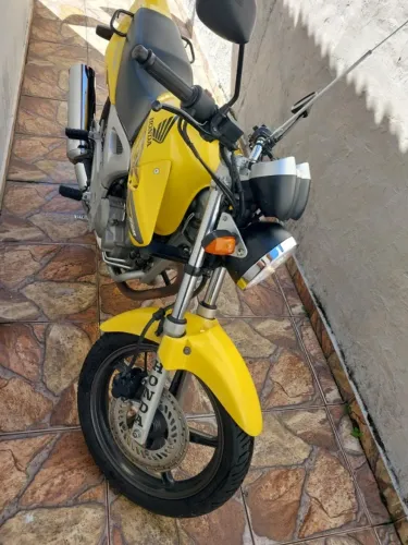 CBX TWISTER, 250CC, BAIXISSIMO KM, DOC EM DIA, REVISADA