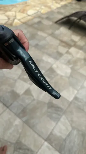 Sti ultegra Di2 Hidráulico direito 
