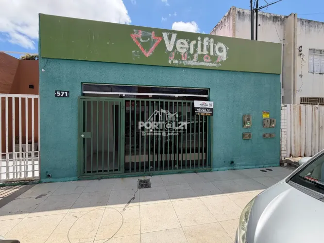 Ponto comercial para aluguel no Centro de Petrolina, 84 m² em frente à Praça do Peixe