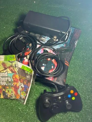 Vendo Xbox 360 completo ou troca em ps3 desbloqueado