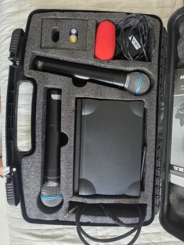 Caixa e Microfones
