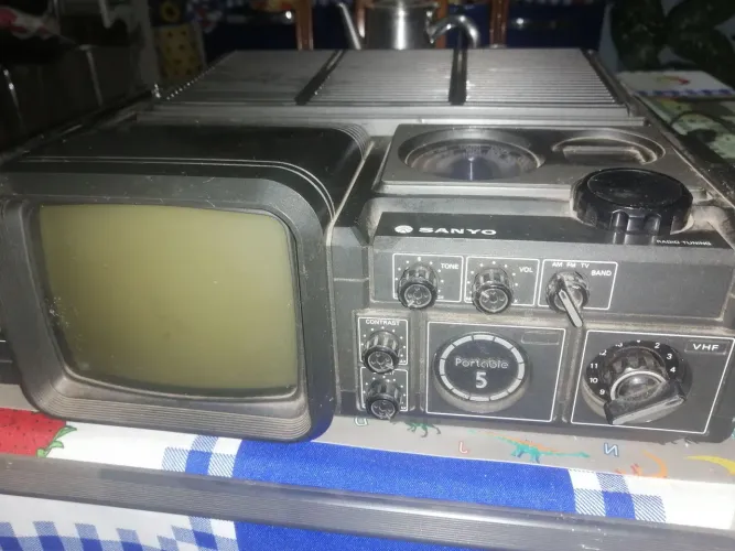 Rádio/tv sanyo