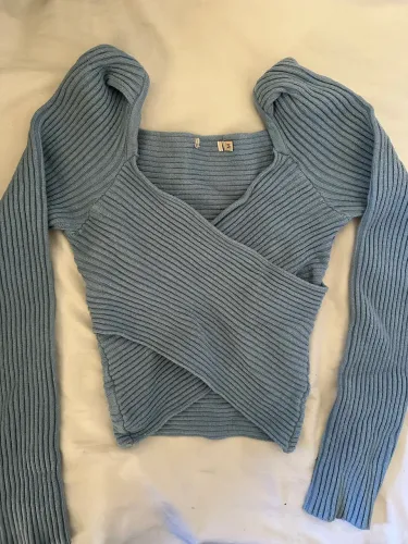 Cropped com manga longa