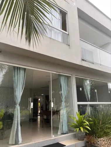 Casa disponível pra alugar em condomínio fechado em aldeia 