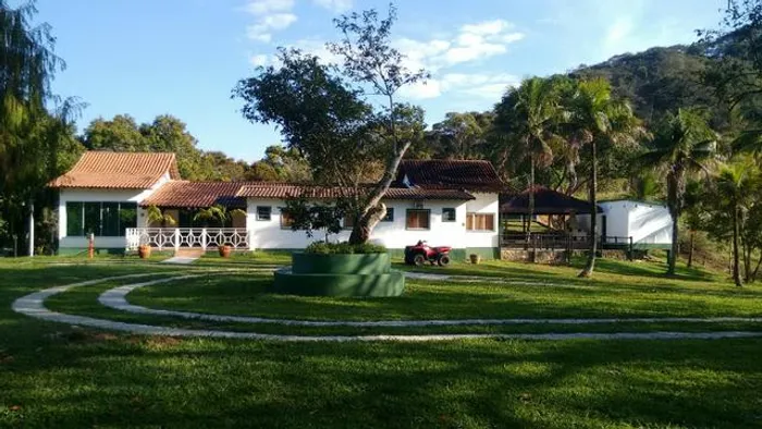 PACOTE FINAL DE SEMANA, DE SEXTA 8:00HS A DOMINGO 16:00HS R$ 3.000,00 PARA 20 PESSOAS