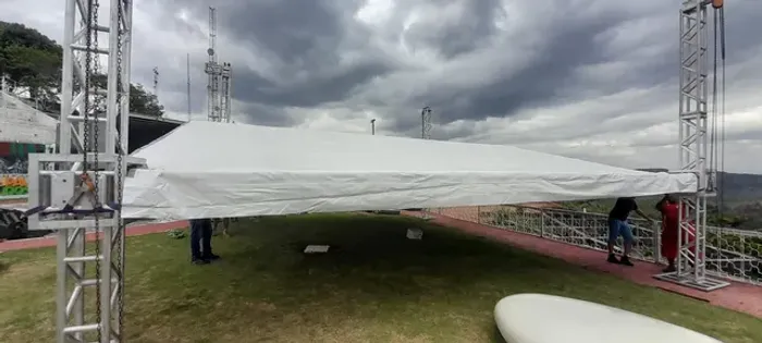 Tenda para palco de show