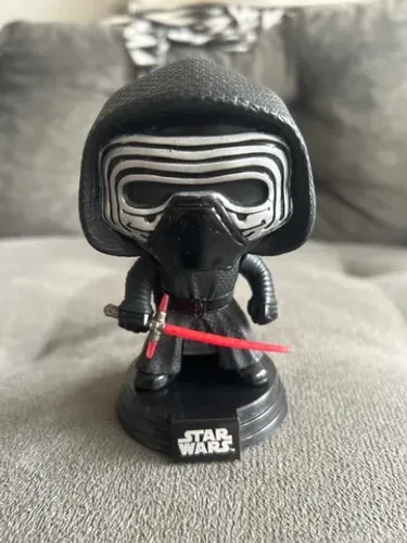 Funko Pop (Kylo Ren - Star Wars)