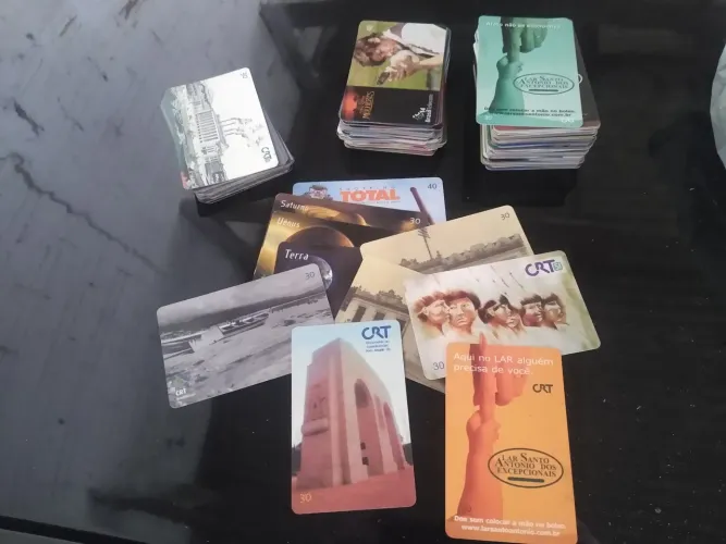 Coleção de cartões telefônicos antigos