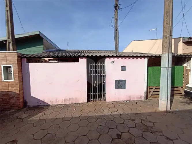 Casa com 1 quartos à venda em Chapadinha - SP