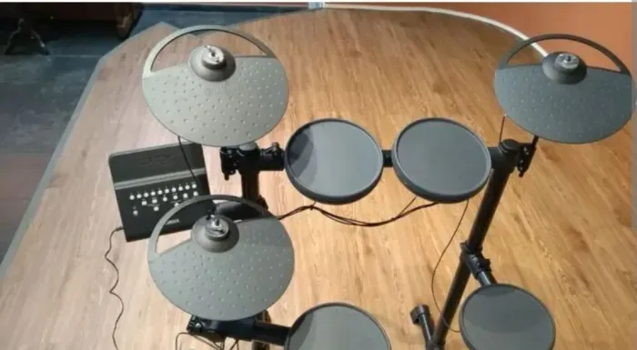 Bateria eletronica yamaha dtx 400