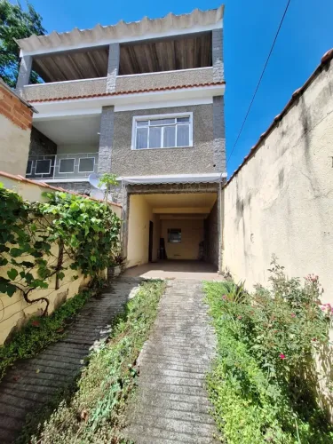 Vendo Casa - Alto Padrão - Areia Branca - B. Roxo- RJ