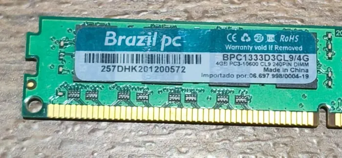 Memória Ram (4gb) DDR3 - Kingston: 10600 CL9 240 PIN DIMM - Desktop PC