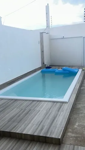 Aluga linda casa toda mobilhada temporada 700 diária