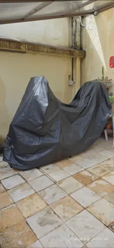 Capa para moto grande com baú NOVA