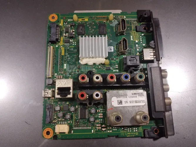 Placa Principal tv Panasonic, modelo 32DS600B - TNPH1135 VK por 130 reais