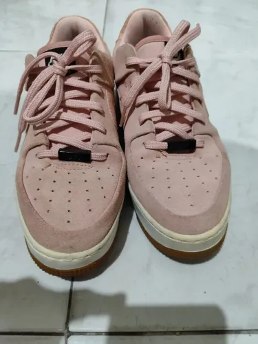 Tênis Nike Air Force 1 Rosa