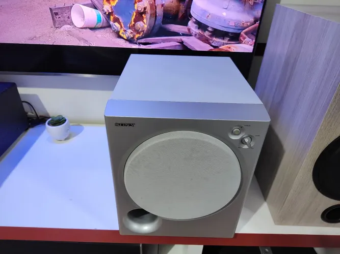 Subwoofer Sony ativo