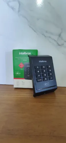 Leitor RFID com teclado Intelbras XLT 1000 ID