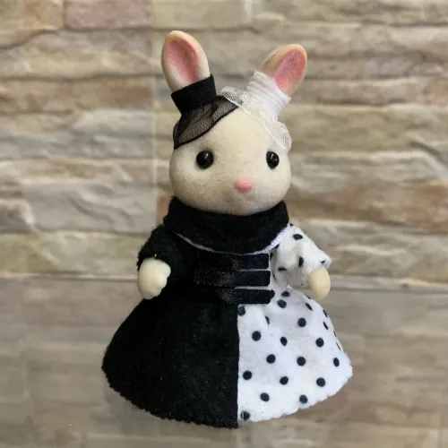 Roupinha Cruella Sylvanian Families