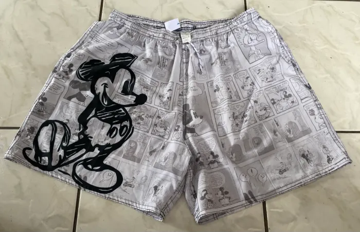 Bermuda mas Mickey - TAM. G3 - R$ 19,99