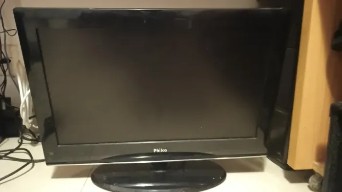 TV LCD 24" Philco Full HD