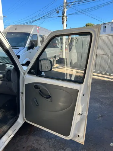 PORTA DIREITA BRAMONT MAHINDRA 2010 2.6 4X4