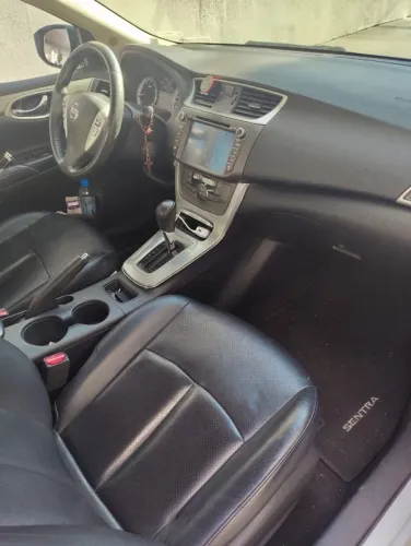 Nissan Sentra SV 2.0 Flexstart 16V Aut. 2015