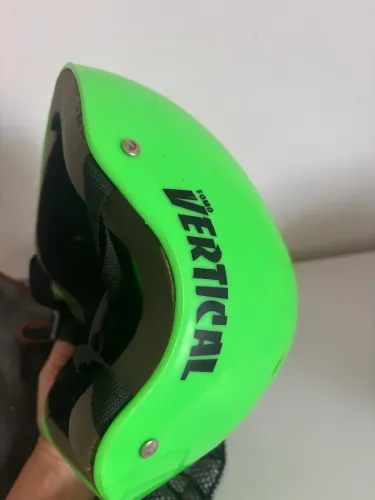 Capacete para Skate, Patins, Longboard, Bicicleta e Esportes Radicais