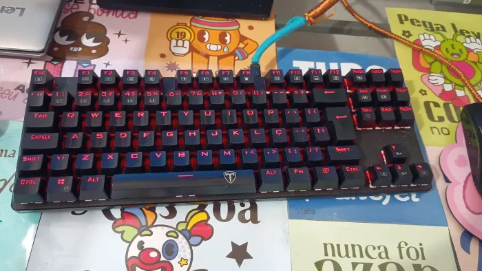 Teclado Gamer RGB T Dagger Bora Switch Brown