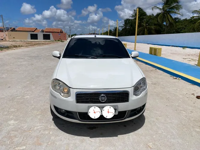 Fiat Siena Tetrafuel 1.4 MPI Fire Flex 8V 4P 2012