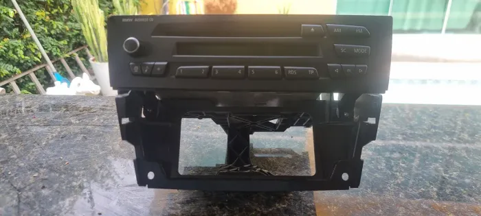 Radio som original  bmw 320l 2008 2009 2010
