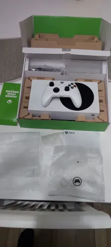 Xbox Series S  completo na caixa 