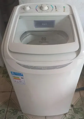 Máquina de Lavar Electrolux Turbo Economia 8kg