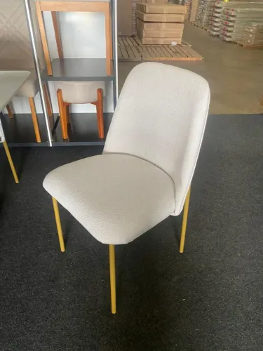 Cadeira de Jantar Moderna com Pés Amarelos