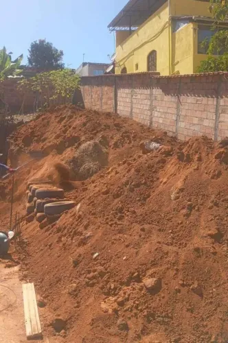 ? DOAÇÃO DE TERRA VERMELHA PARA ATERRO (TERRA SOLTA) ?